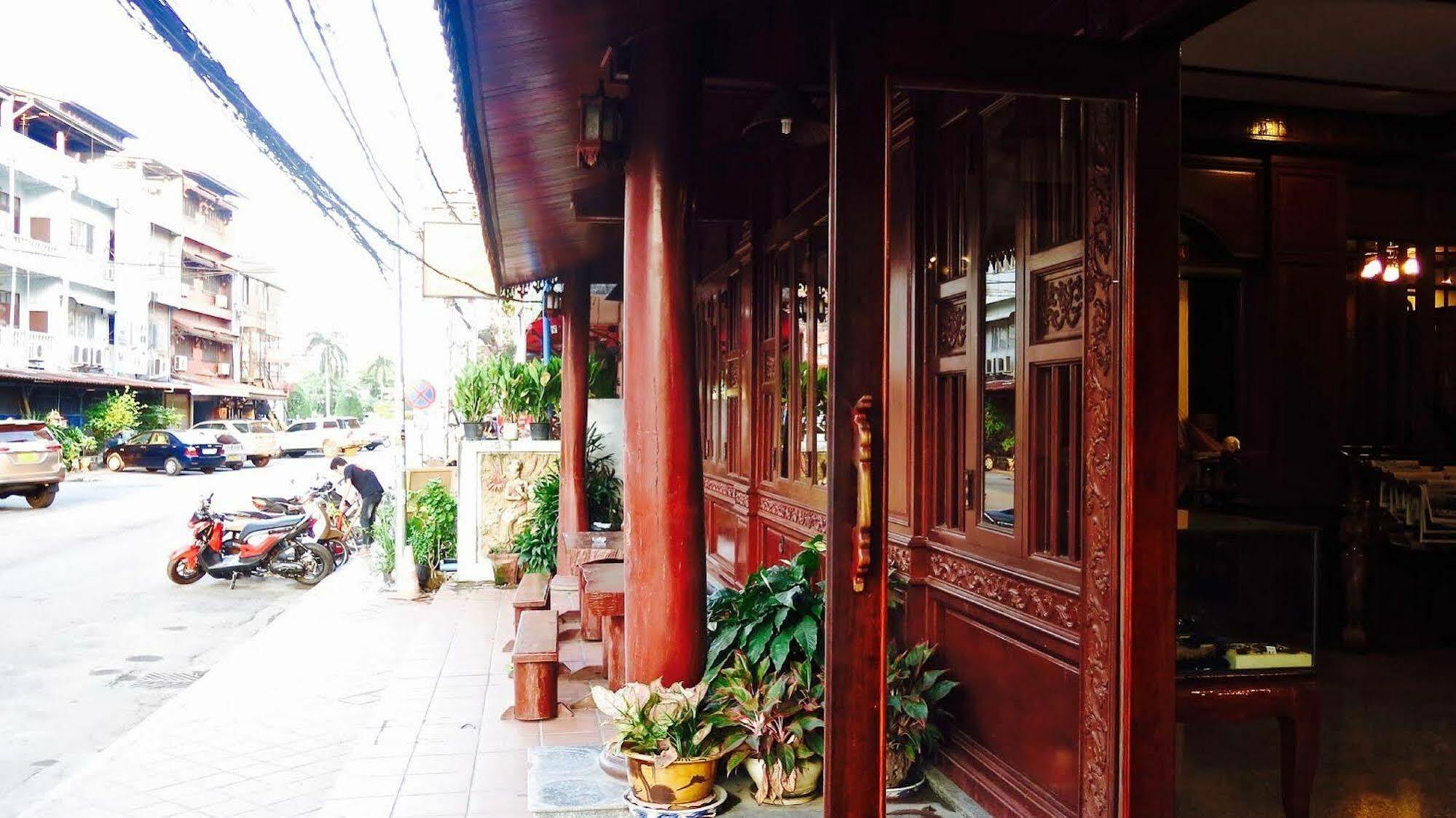 Ban Nongdouang Khampiane Boutique Hotel מראה חיצוני תמונה